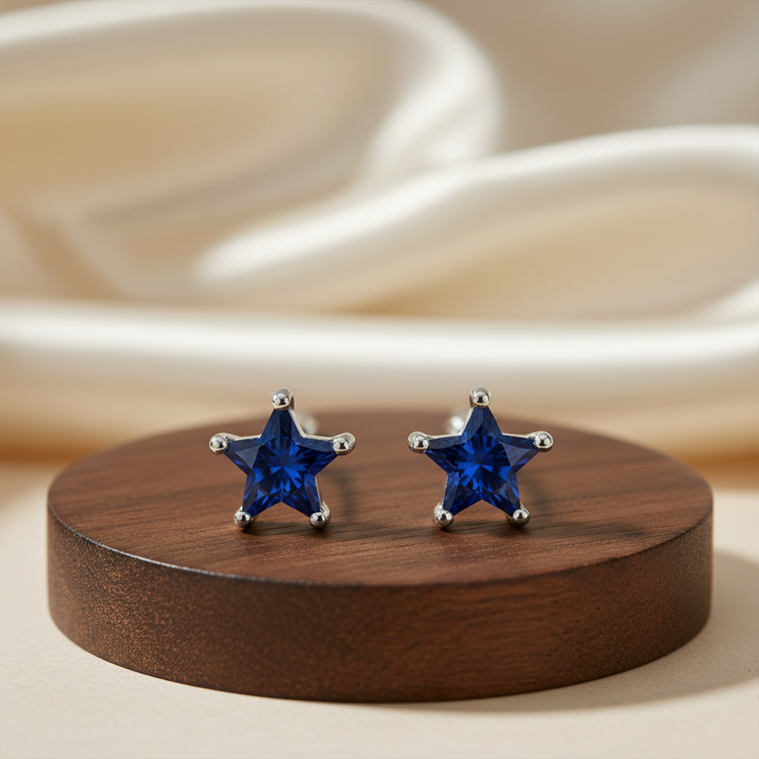 Mira | Star Shaped Silver Earrings