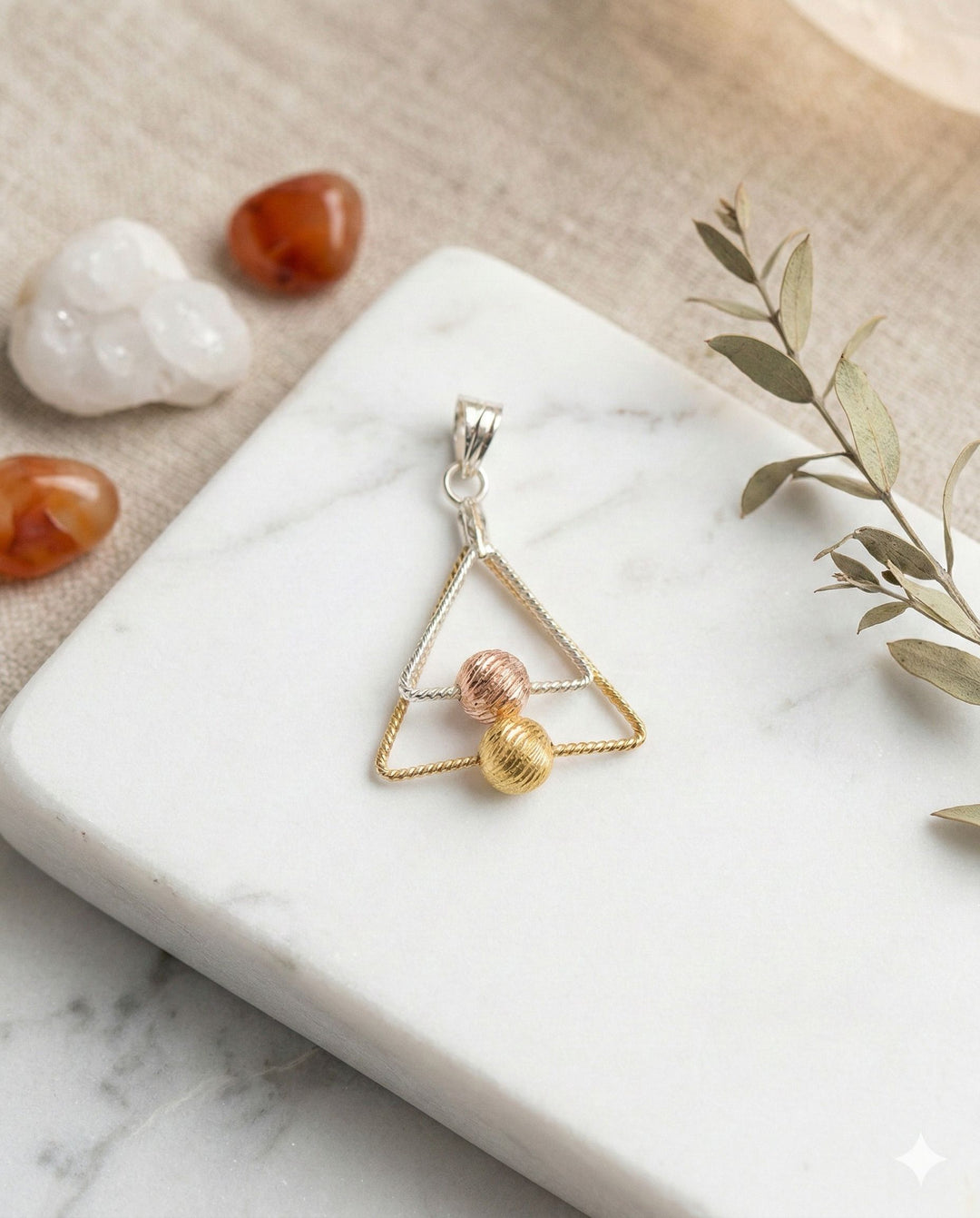 MYNAH Triangle Pendant - Gold Plating | Sterling Silver | MeruST001